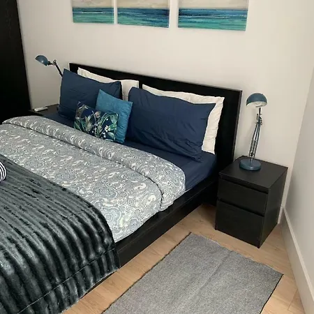 Lapa Newly Renovated 2 Designer Bedroom * Lisbona