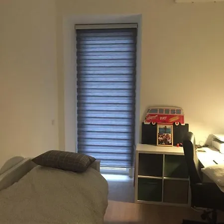 Lapa Newly Renovated 2 Designer Bedroom * Lisbona